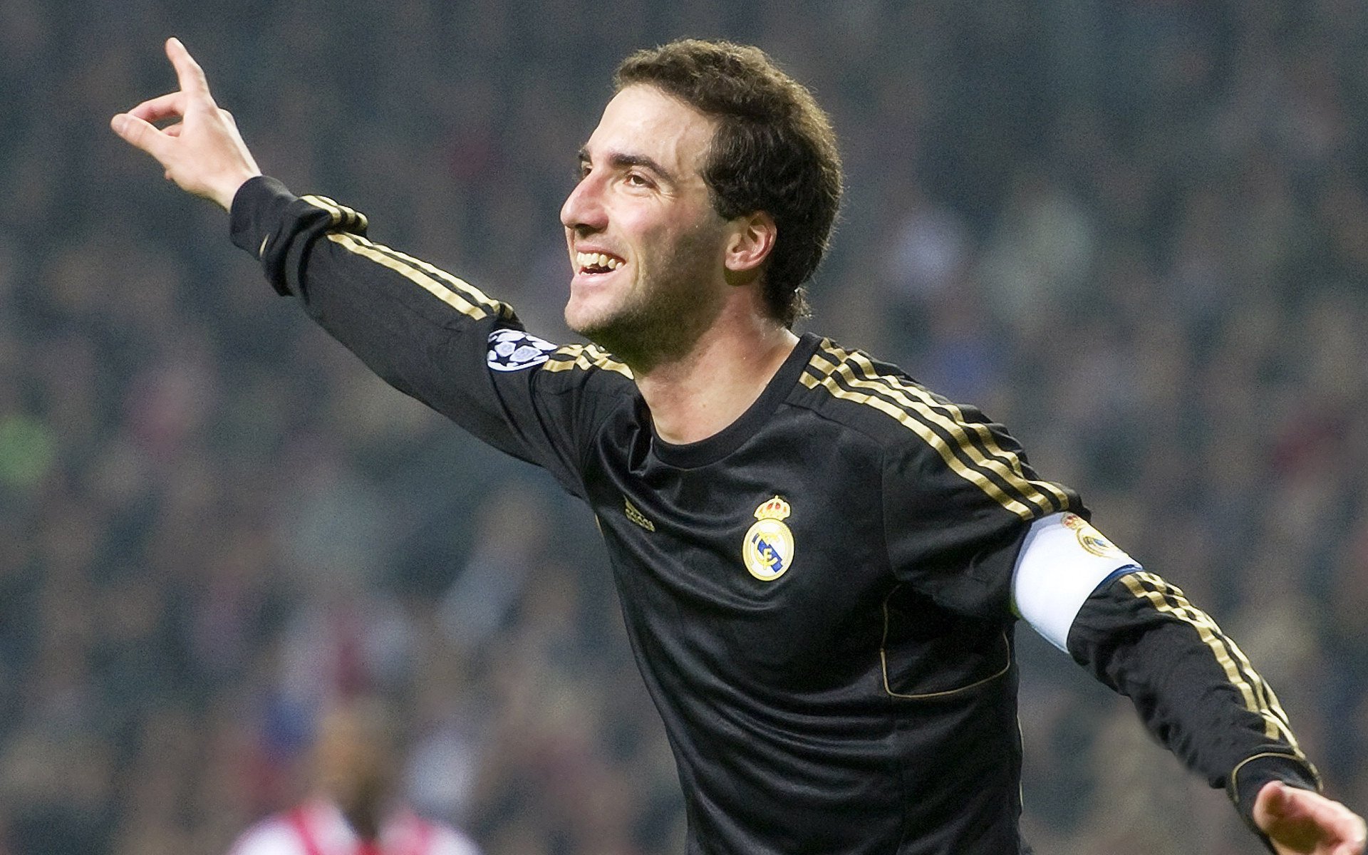 开云体育ios-产业链纵览：硬件、内容、赛事，打造完整的电竞生态圈，电竞行业产业链的构成是什么